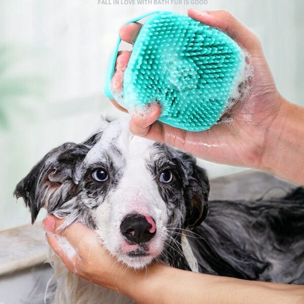 FurBreeze Shampoo Brush